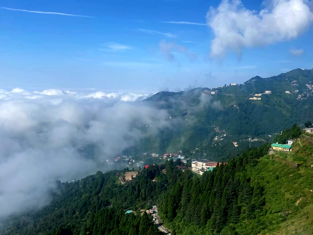 Dhanaulti_in October